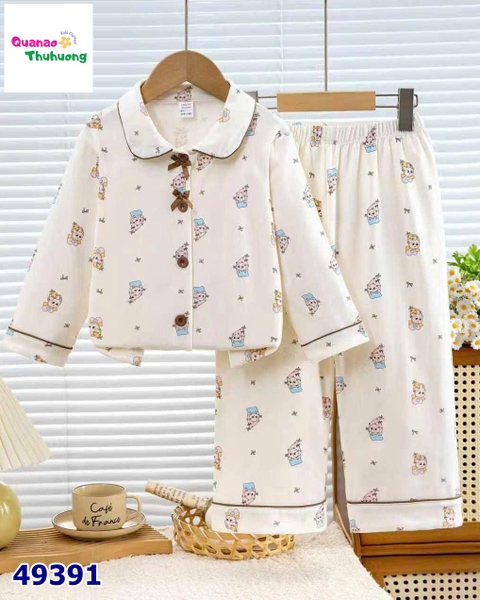Pyjama Qke cổ sen kem em bé và chong chóng