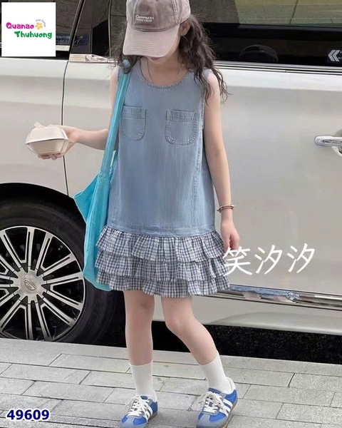 Đầm jean xanh nhạt sọc caro