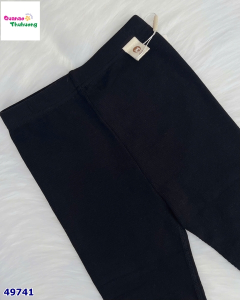 Legging đen thêu trái tim