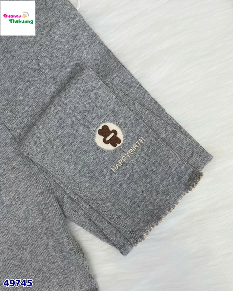 Legging xám nhạt thêu gấu