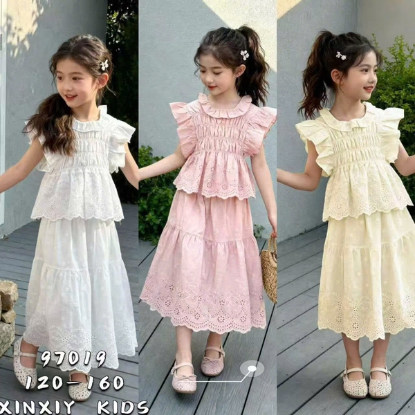Set váy XXY hồng dập hoa