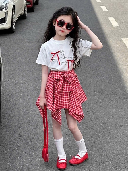 Set áo trắng đính nơ