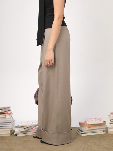 High-Waisted Turn-Up Wide-Leg Trousers, image 4