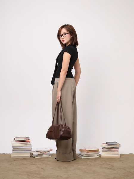 Short-Sleeve Tie-Neck Jersey Top, image 6