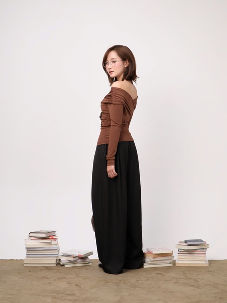 Gathered V-Neck Off-Shoulder Jersey Top, image 6