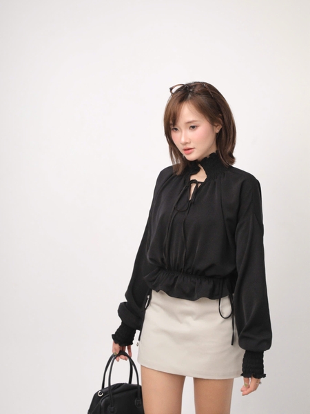 Low-Rise Mini Skirt with Built-In Shorts, image 7
