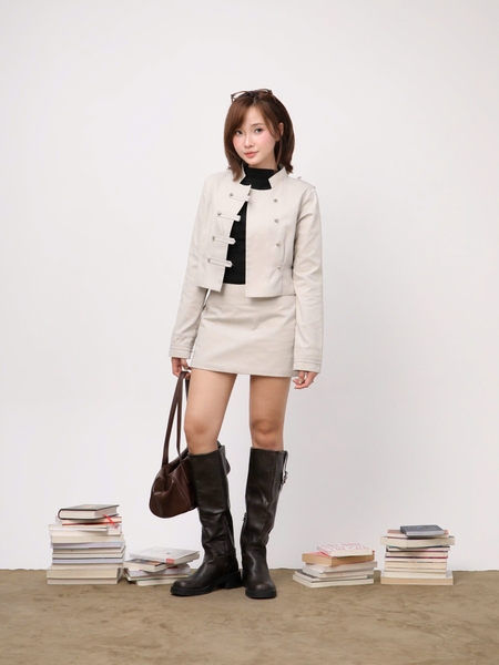 Low-Rise Mini Skirt with Built-In Shorts, image 9