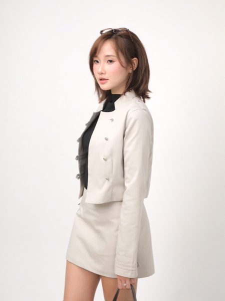 Low-Rise Mini Skirt with Built-In Shorts, image 5
