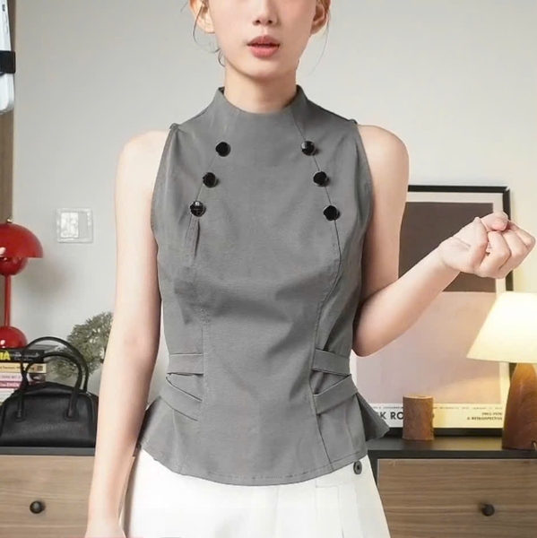 Seleen, Áo cổ cao yếm không tay form ôm chi tiết nút, WT0212