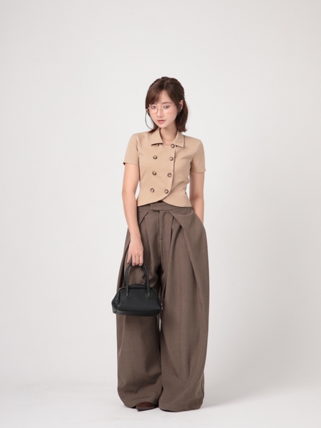 Seleen, Áo cổ sơ mi form ôm tay ngắn chi tiết 2 hàng nút, WT0274
