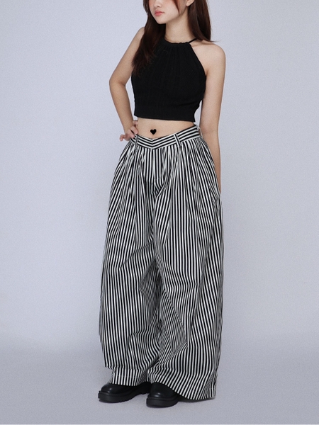 Low-Rise Striped Super-Wide Balloon Jeans