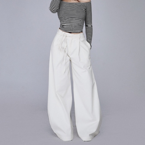 High-Waisted Balloon Jeans, image 11
