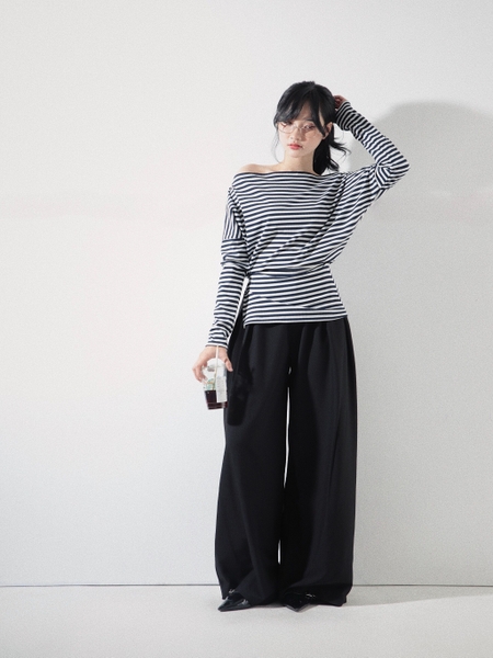 Off-the-Shoulder Zip Top, image 3