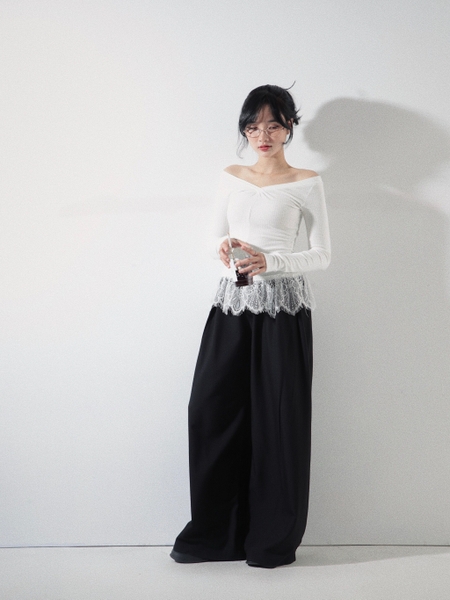 Lace-Hem V-Neck Top, image 7
