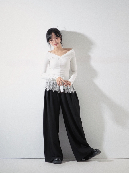 Lace-Hem V-Neck Top, image 8