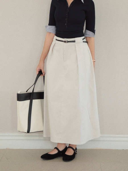 Low-Rise Pleated Pencil Skirt