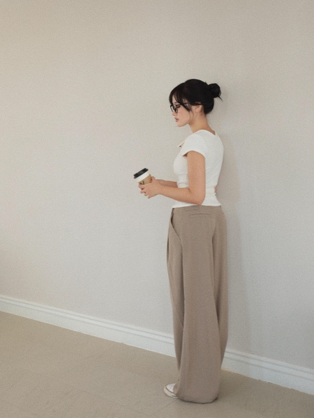 Low-Rise Tie-Detail Wide-Leg Trousers, image 3