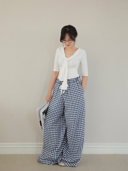 Elbow-Sleeve Tie-Neck Top, image 9