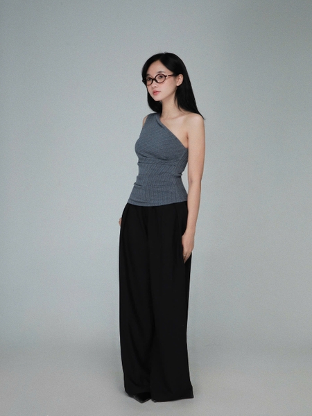 Sleeveless Asymmetric Pleated Top, image 3