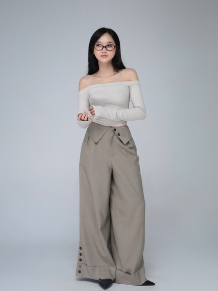 Fitted Off-the-Shoulder Long-Sleeve Top, image 4