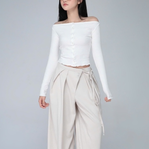 Fitted Off-the-Shoulder Buttoned Top, image 8