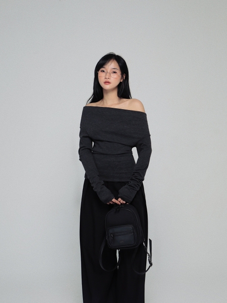 Lightweight Off-the-Shoulder Knit Top, image 3