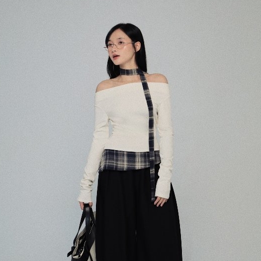 Check-Trim Off-the-Shoulder Top, image 8