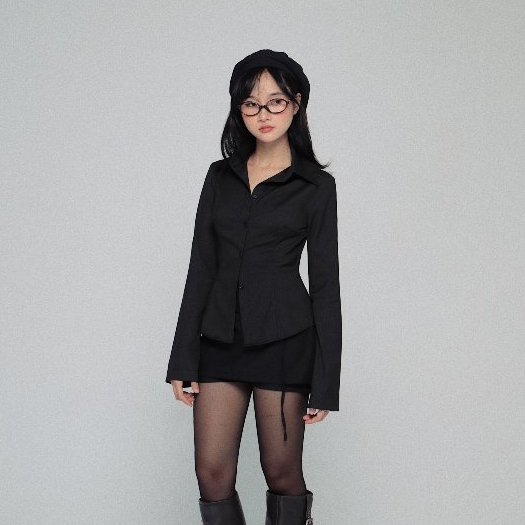 Fitted Shirt with Flared Sleeves, image 11