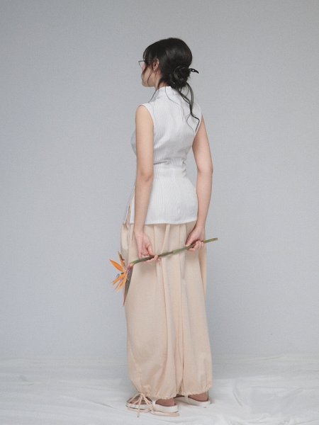 Sleeveless Mandarin-Collar Top, image 5
