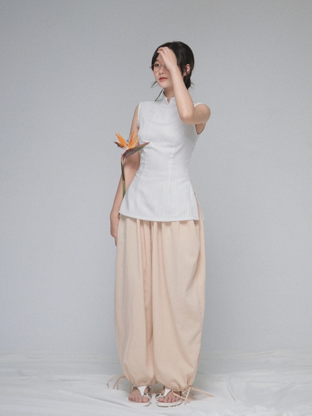 Sleeveless Mandarin-Collar Top, image 7