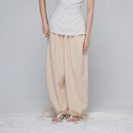 Pleated Linen Balloon Trousers, image 11