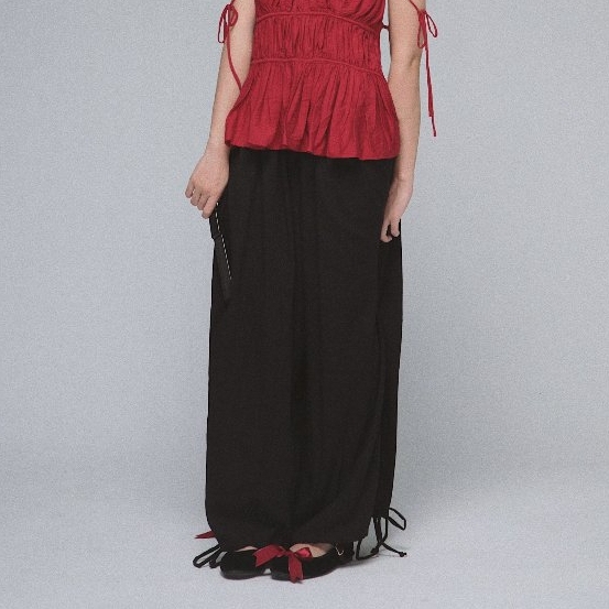 Pleated Linen Balloon Trousers, image 13