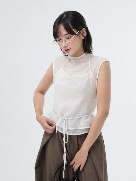 Seleen, Áo tơ mỏng layer dây buộc yếm cổ cao form ôm lơi, WT0225