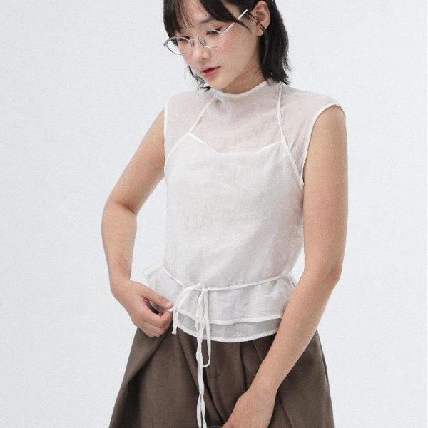 Seleen, Áo tơ mỏng layer dây buộc yếm cổ cao form ôm lơi, WT0225