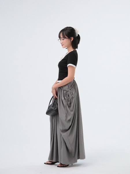 Seleen, Áo thun form ôm co dãn 4 chiều giả layer 2 lớp chi tiết cài nút, WT0220
