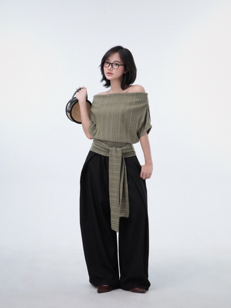 Seleen, Áo thun vai ngang kiểu trễ vai dây buộc eo, WT0241