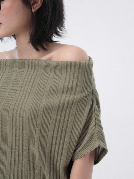 Seleen, Áo thun vai ngang kiểu trễ vai dây buộc eo, WT0241