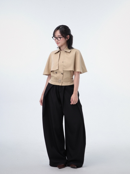 Seleen, Áo kaki kèm cape (có thể tháo rời) form lơi chi tiết thắt lưng cổ bẻ hàng nút, WT0244