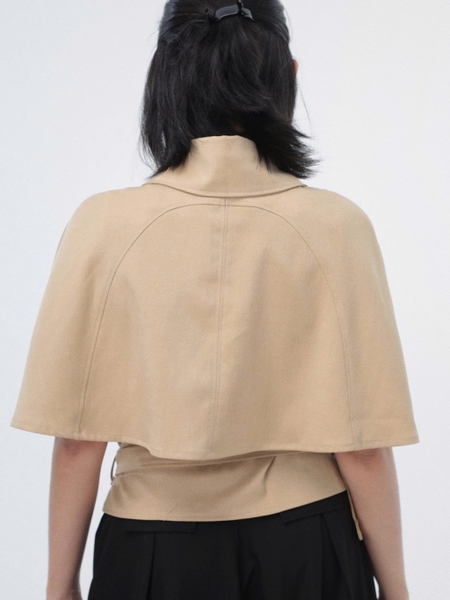 Seleen, Áo kaki kèm cape (có thể tháo rời) form lơi chi tiết thắt lưng cổ bẻ hàng nút, WT0244