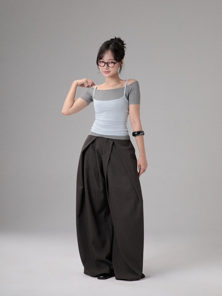 Seleen, Áo layer 2 món (có thể tách rời mặc riêng) form ôm vai trễ ngang áo dây ngoài, WT0265