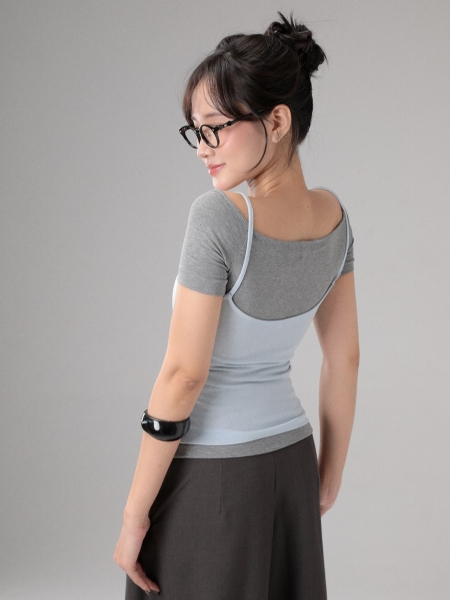 Seleen, Áo layer 2 món (có thể tách rời mặc riêng) form ôm vai trễ ngang áo dây ngoài, WT0265