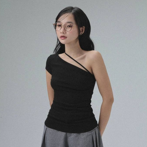 Asymmetric Strap-Detail Top, image 8