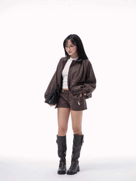 Low-Rise Suede Tab-Detail Shorts, image 5