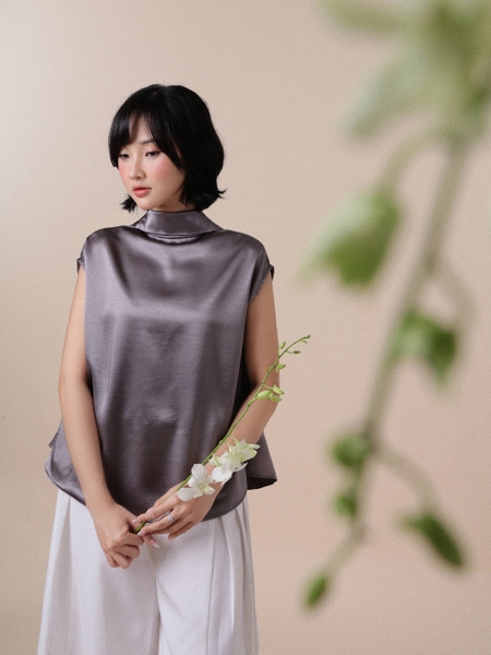 Relaxed Silk Batwing Tie-Back Top, image 6