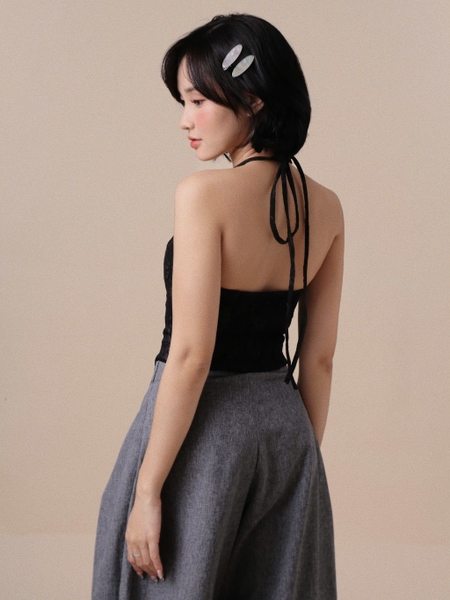 Cropped Tie-Neck Halter Top, image 4