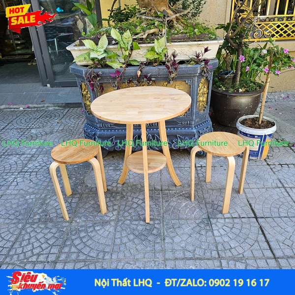 lua-chon-ban-ghe-cafe-nhu-nao-cho-dung