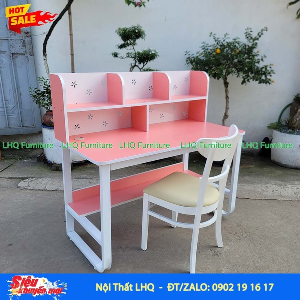 ban-gia-sach-u-thap-1m2