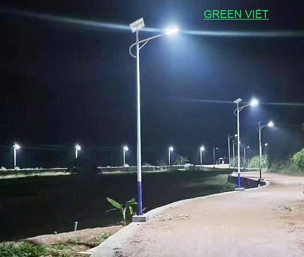Đèn năng lượng mặt trời 500w BC500 Siêu Sáng