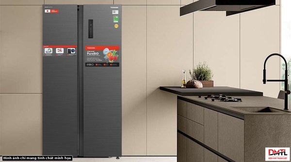 Panasonic 495 lít và Toshiba 555 lít nên chọn theo số người hay kiểu tủ?