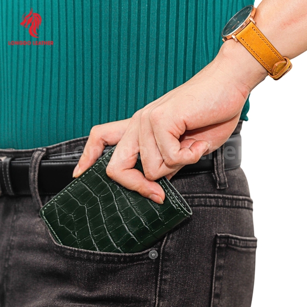 Ví da bò cao cấp dập vân sấu, thiết kế ấn tượng đường chỉ may chắc chắn bền bỉ